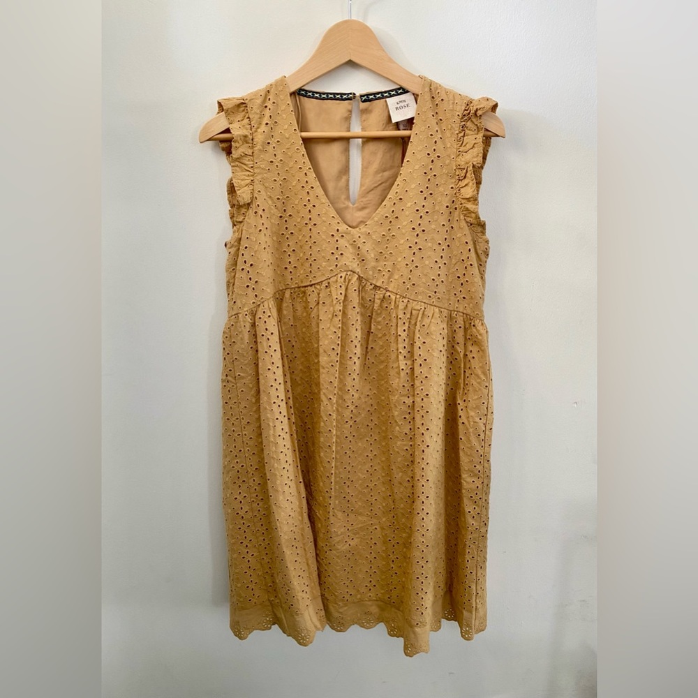 Knox Rose Ruffle Short Sleeve Eyelet Dress in Sahara Gold, Size XS NWT